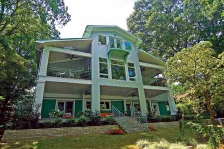 Model Remodel: A Colorful Green Renovation in North Carolina Image
